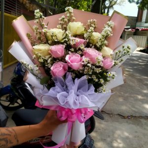 Hand Bouquet Bandung (4)